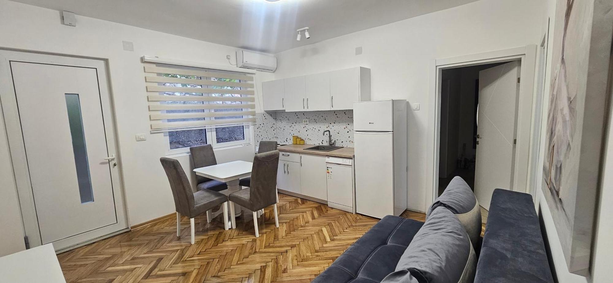 Dika Apartment Bar Luaran gambar